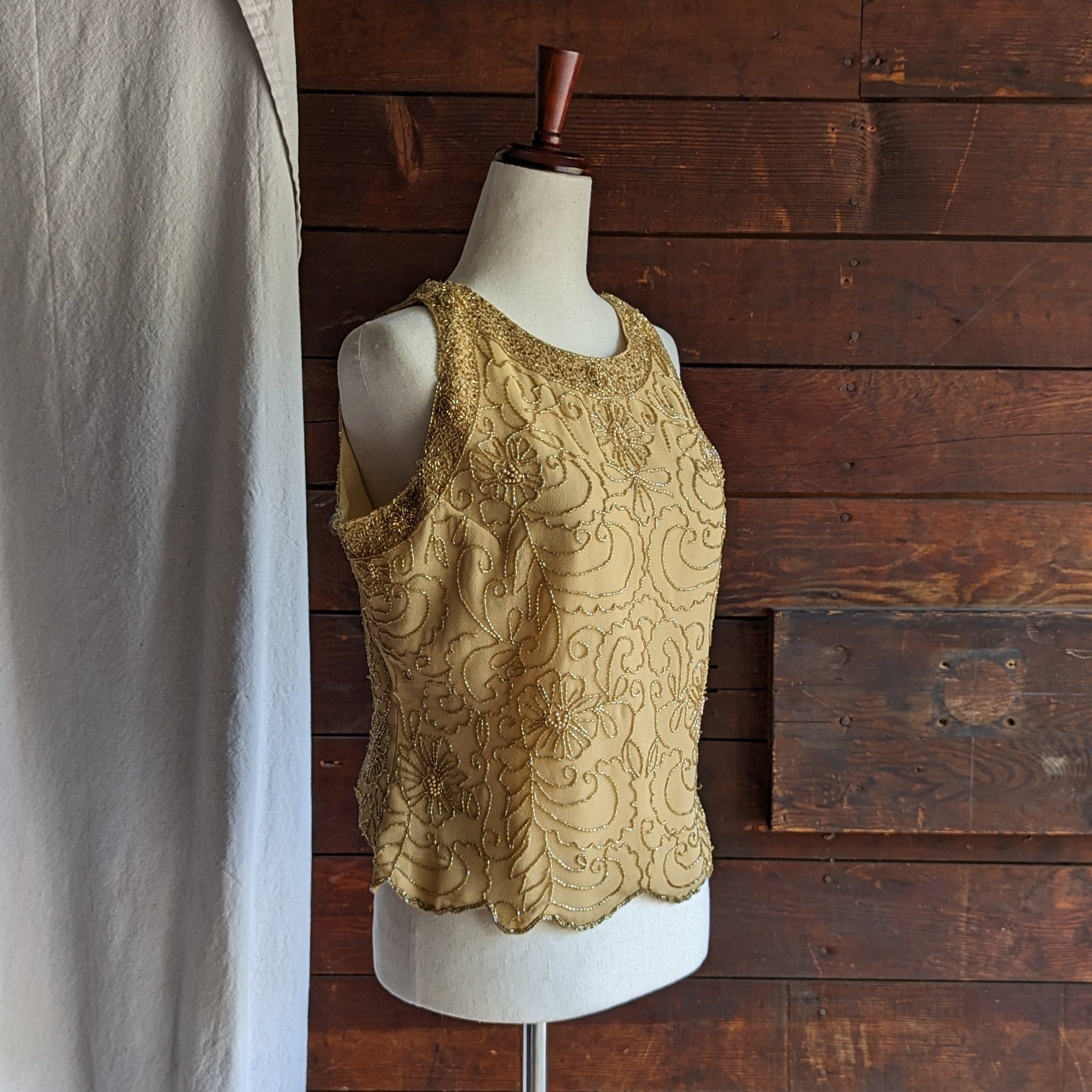 the-official-website-of-90s-vintage-golden-beaded-top-sale_1.jpg