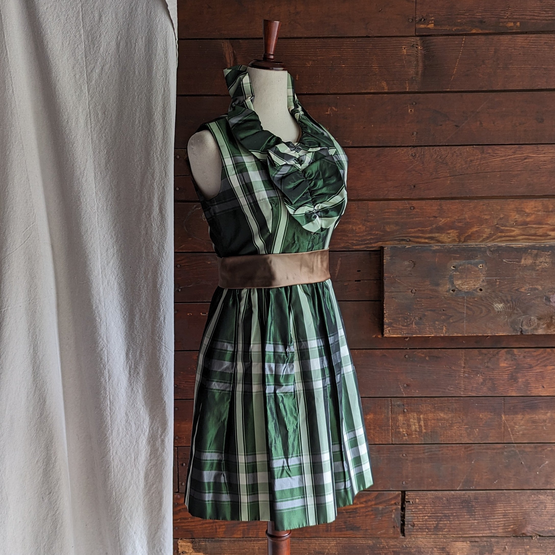 the-authentic-online-store-of-70s-vintage-green-plaid-taffeta-midi-dress-online-sale_0.jpg