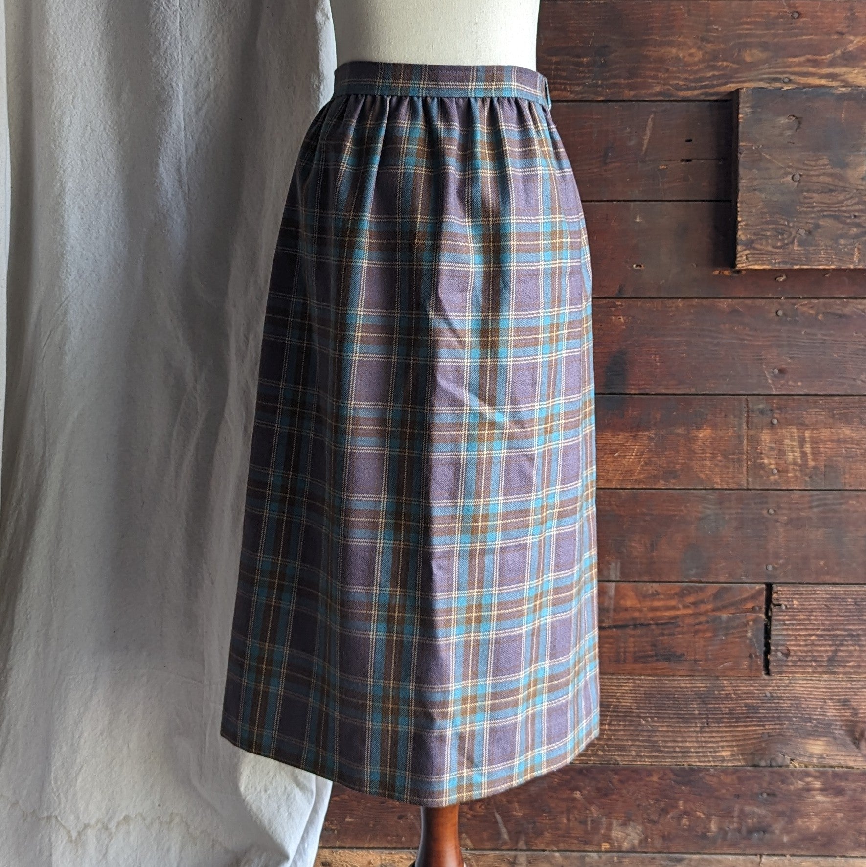 big-savings-on-quality-90s-vintage-purple-plaid-wool-midi-skirt-for-sale_0.jpg